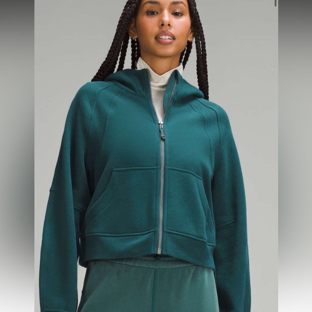 Lululemon oversized crop scuba